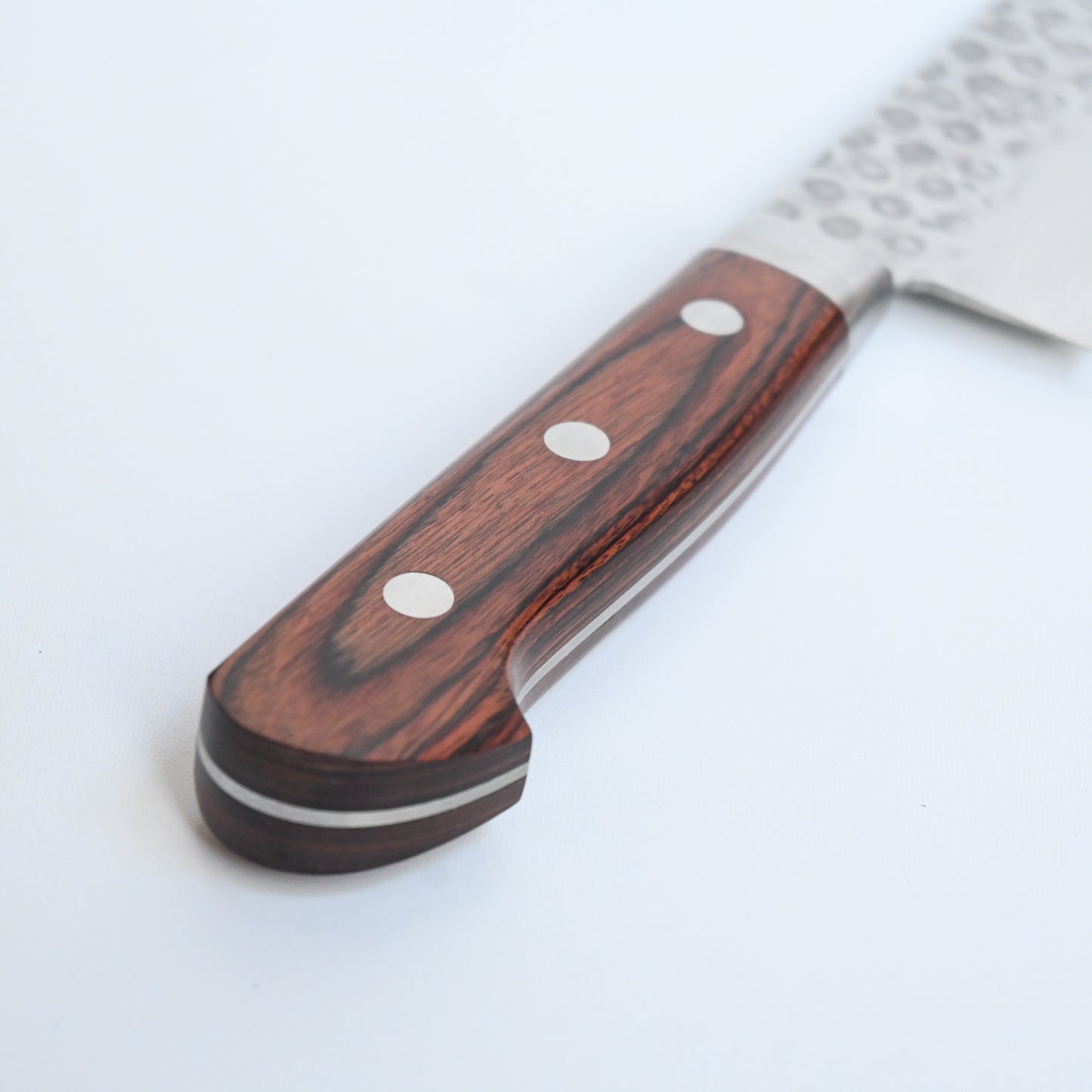 Takai - hammered damascus vg-10 woodhandle 180 mm