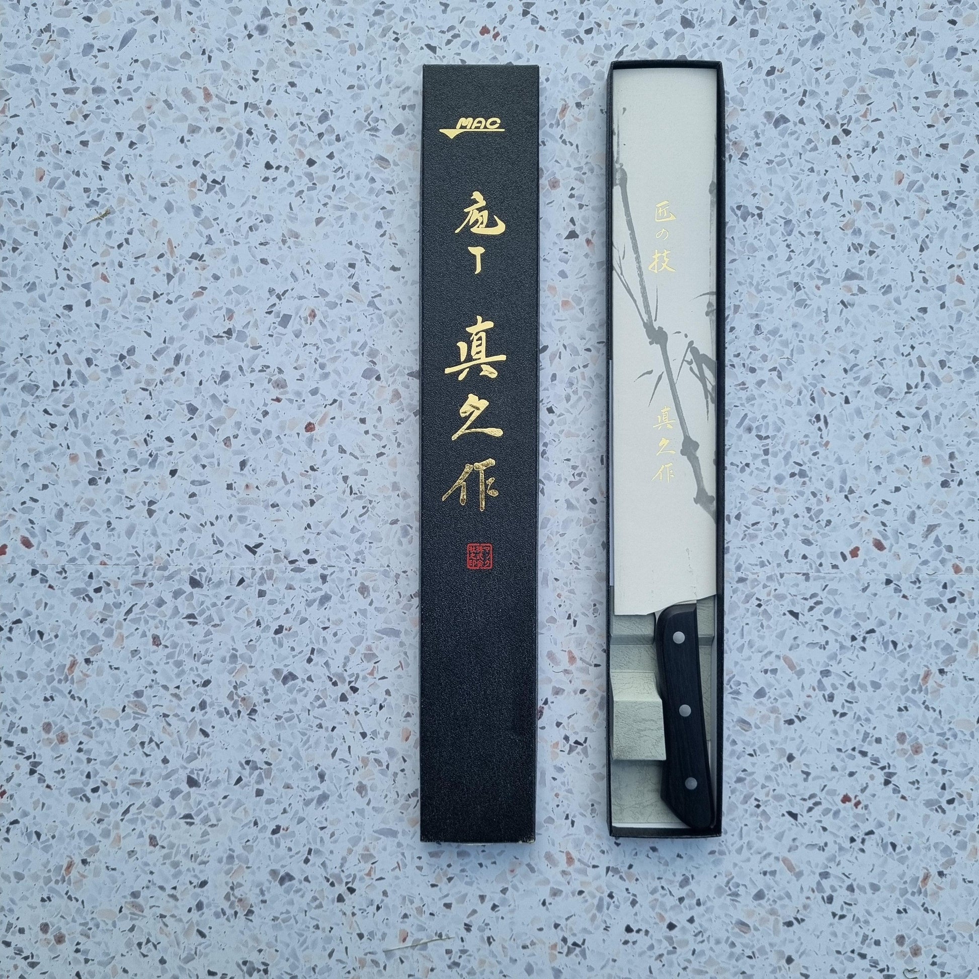 Mac - Bread knife, 270 mm | 420J2 Steel - Japaneseknivesau