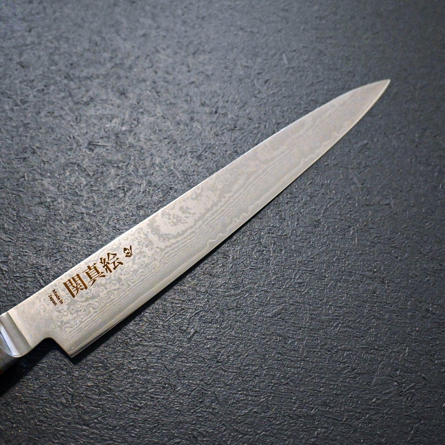 Seki mae Suhijiki (slicer) classic blonde damascus steel 240mm knife