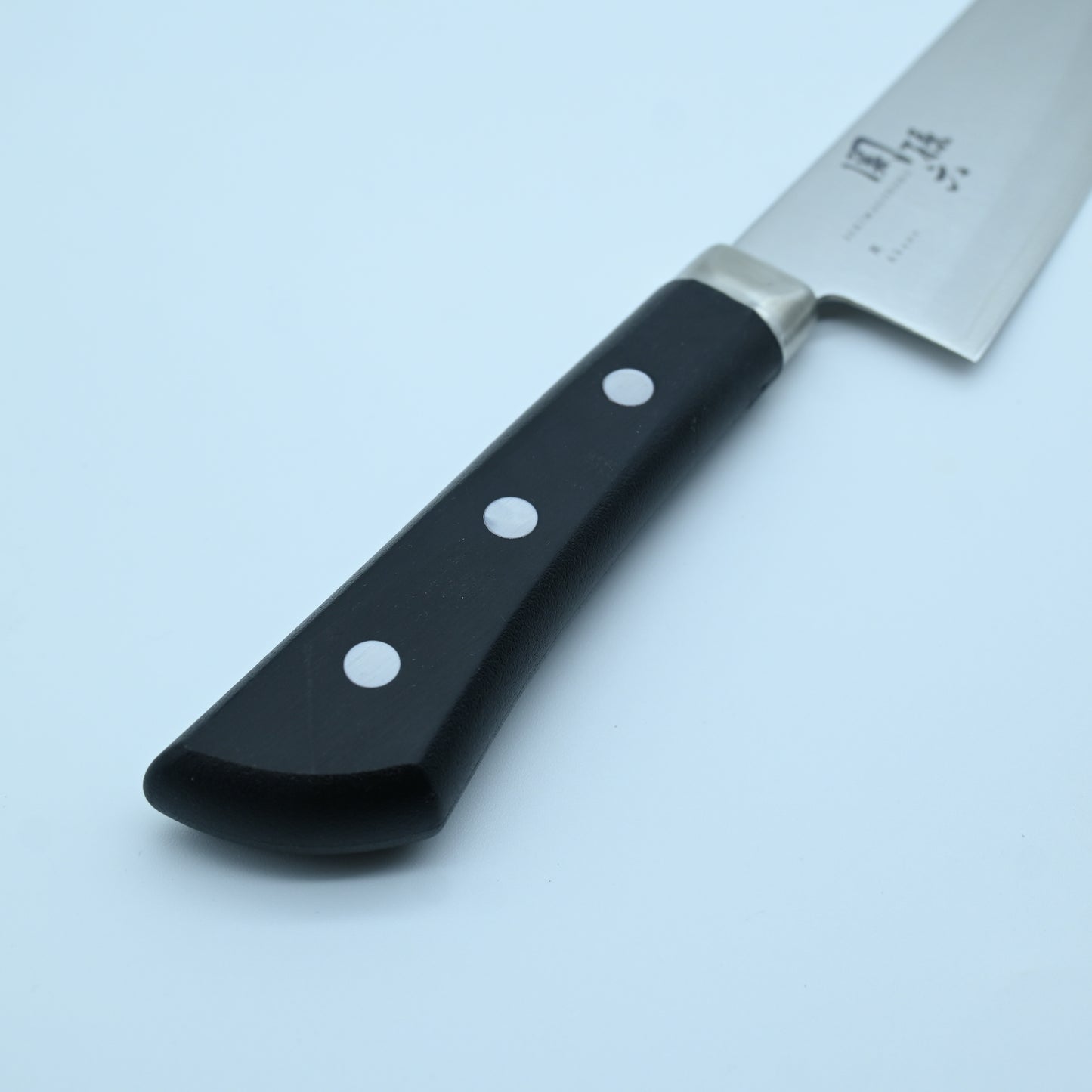 Seki Magoroku Akane - Gyuto 180 mm | Clad steel