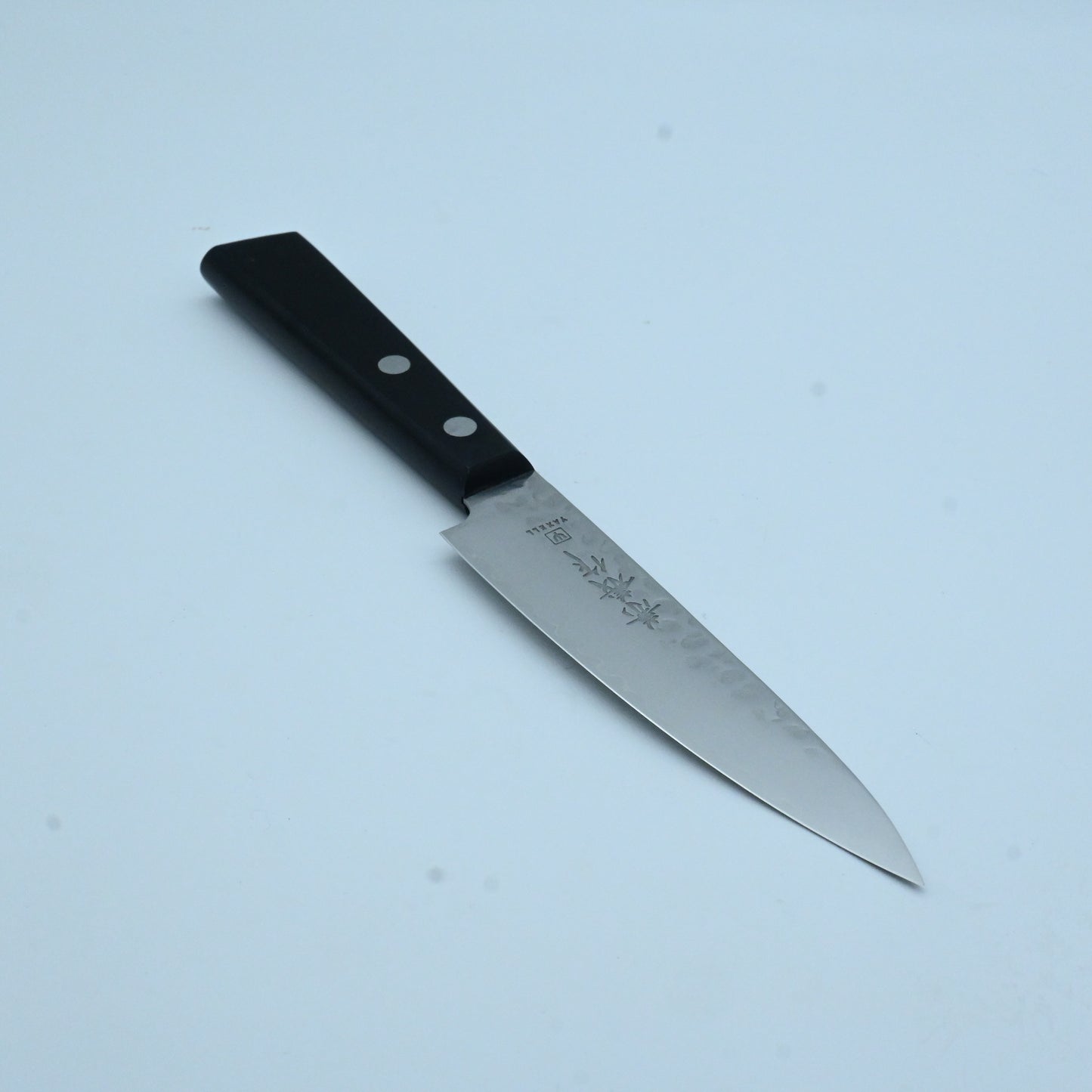 Yaxell - Petit, 130 mm | VG-10 Hammered clad
