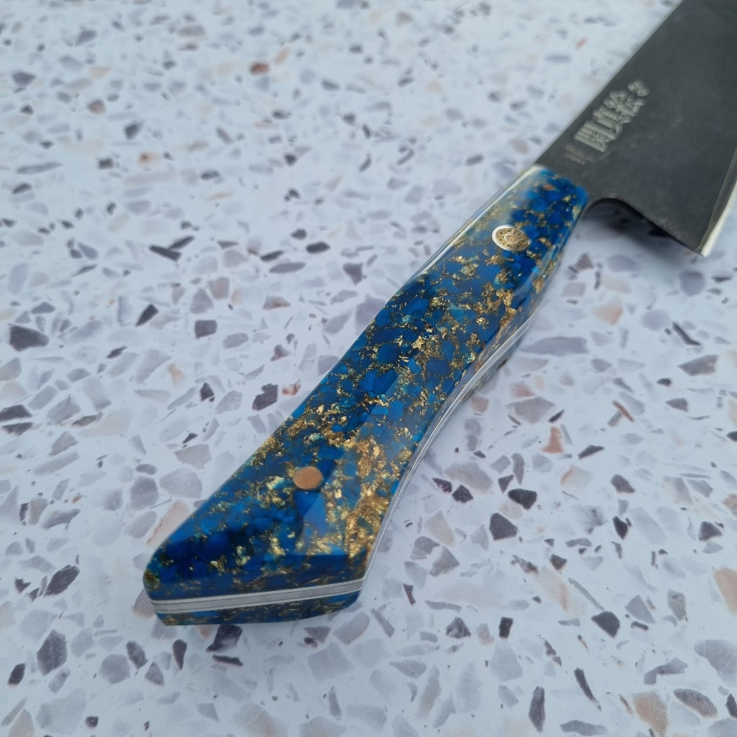 Seki mae Gyuto vg10 230mm gold papper resin handle